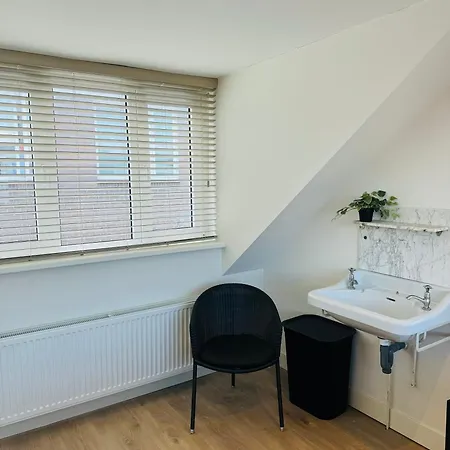 Zomerhuis - Gratis Parkeren!