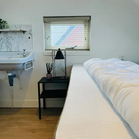 Zomerhuis - Gratis Parkeren!