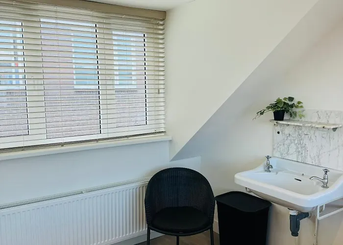 Zomerhuis - Gratis Parkeren!